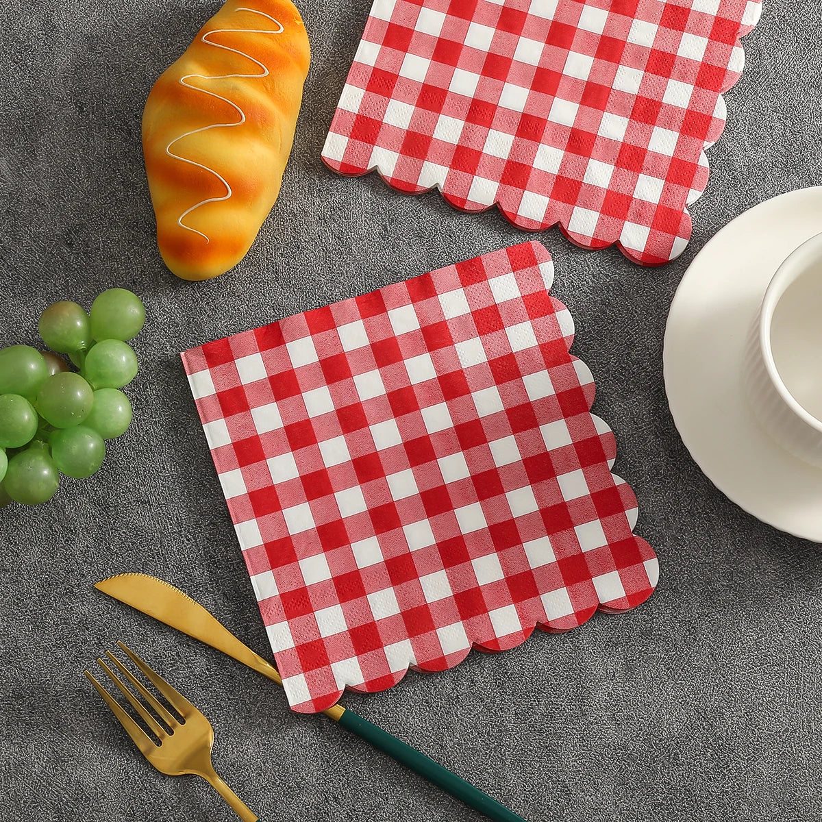serviettes papier motif vichy rouge blanc decoration table rustique 9.84x9.84 poucesUsageIdéo