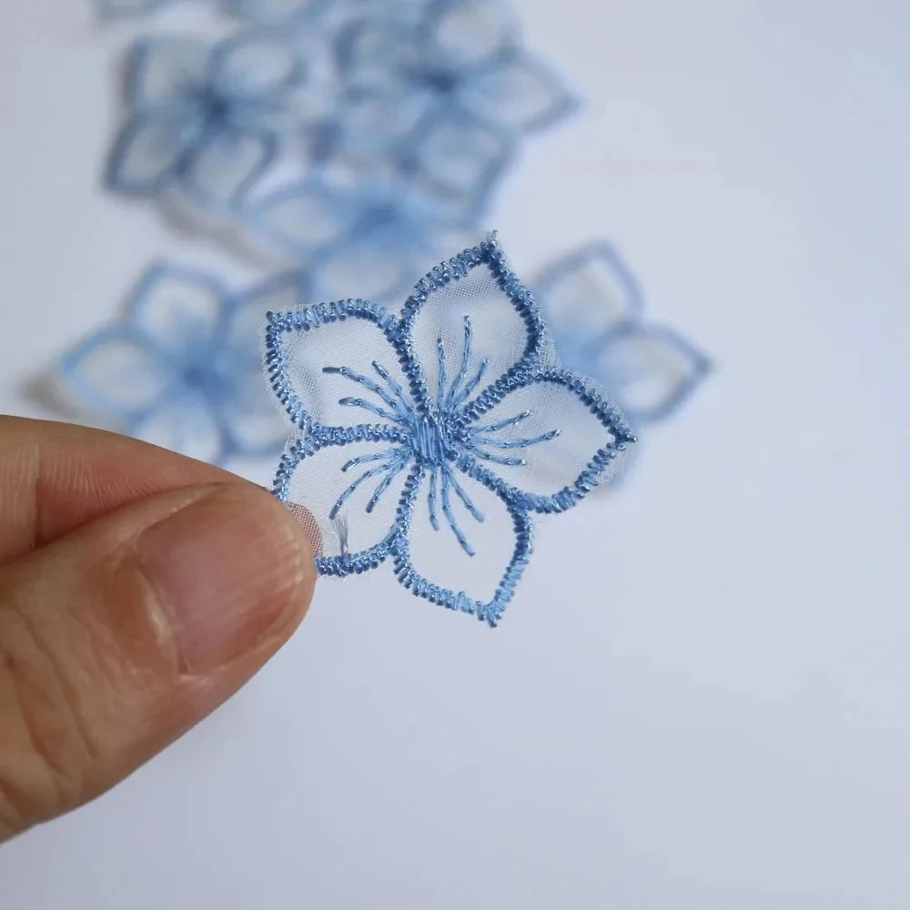 patchs brodés fleurs semi transparents broderie fine couleurs variées deco couture diy 3cm