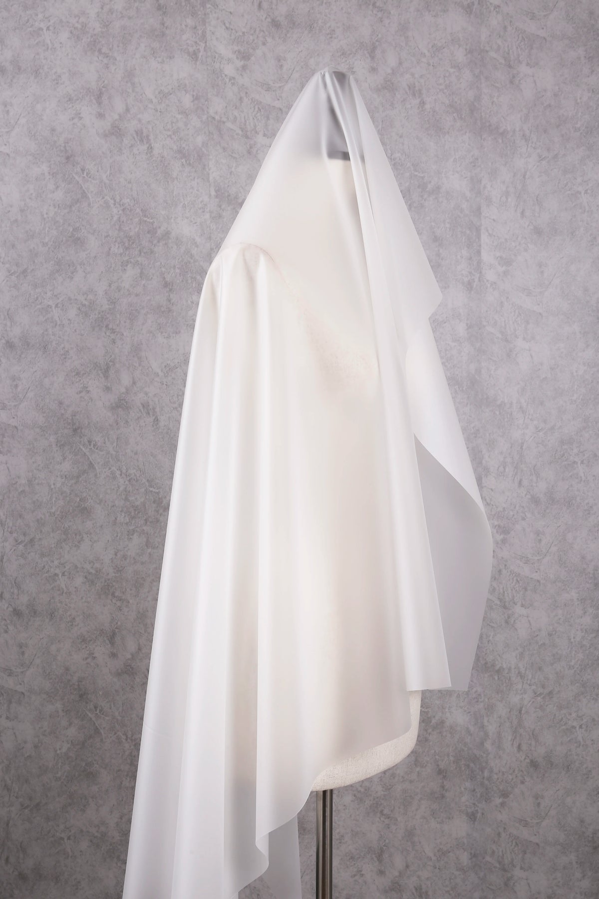 cape polyester bleu clair gris blanc rouge moderne tringle uni résistance déchirure