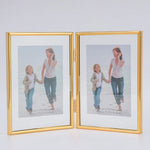 Cadre photo mural dans un intérieur moderne avec décoration nordique