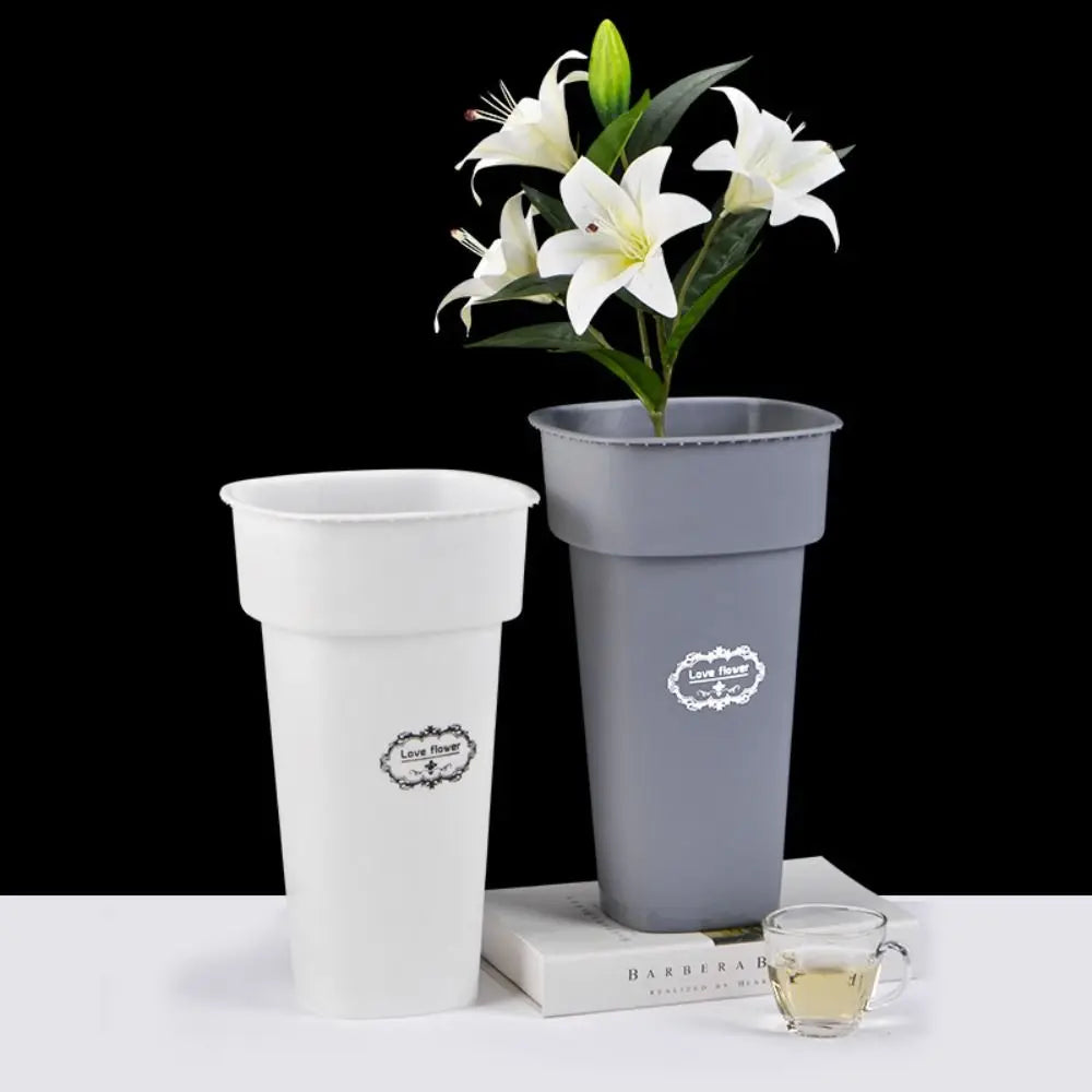 vase moderne blanc gris adhésif papier livre bouquet fleurs artificielles