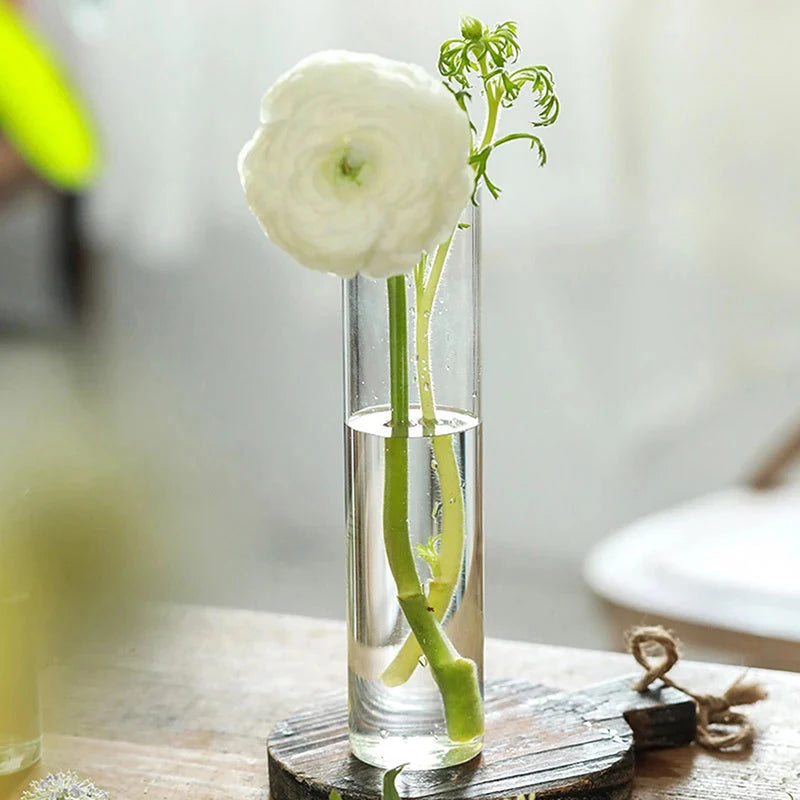 vase verre transparent moderne base bois fleurs artificielles inclusion chambre