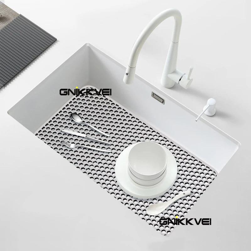 tapis cuisine silicone hexagones moderne noir résistant chaleur antidérapant respectueux environnement