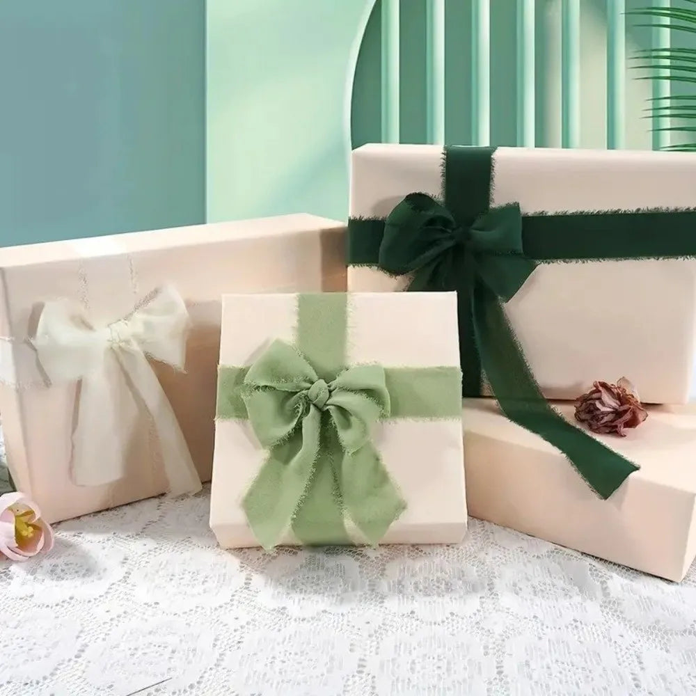 ruban décoratif classique fleurs feuilles franges blanc rose vert bleu marron adhésif 5mètres largeur4cm