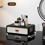 boîte maquillage moderne boîtes rangement noires blanches rouges poignées motifs géométriques