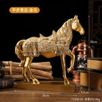 statuette cheval doré ornée strass classique deco intérieur argenté noir résine