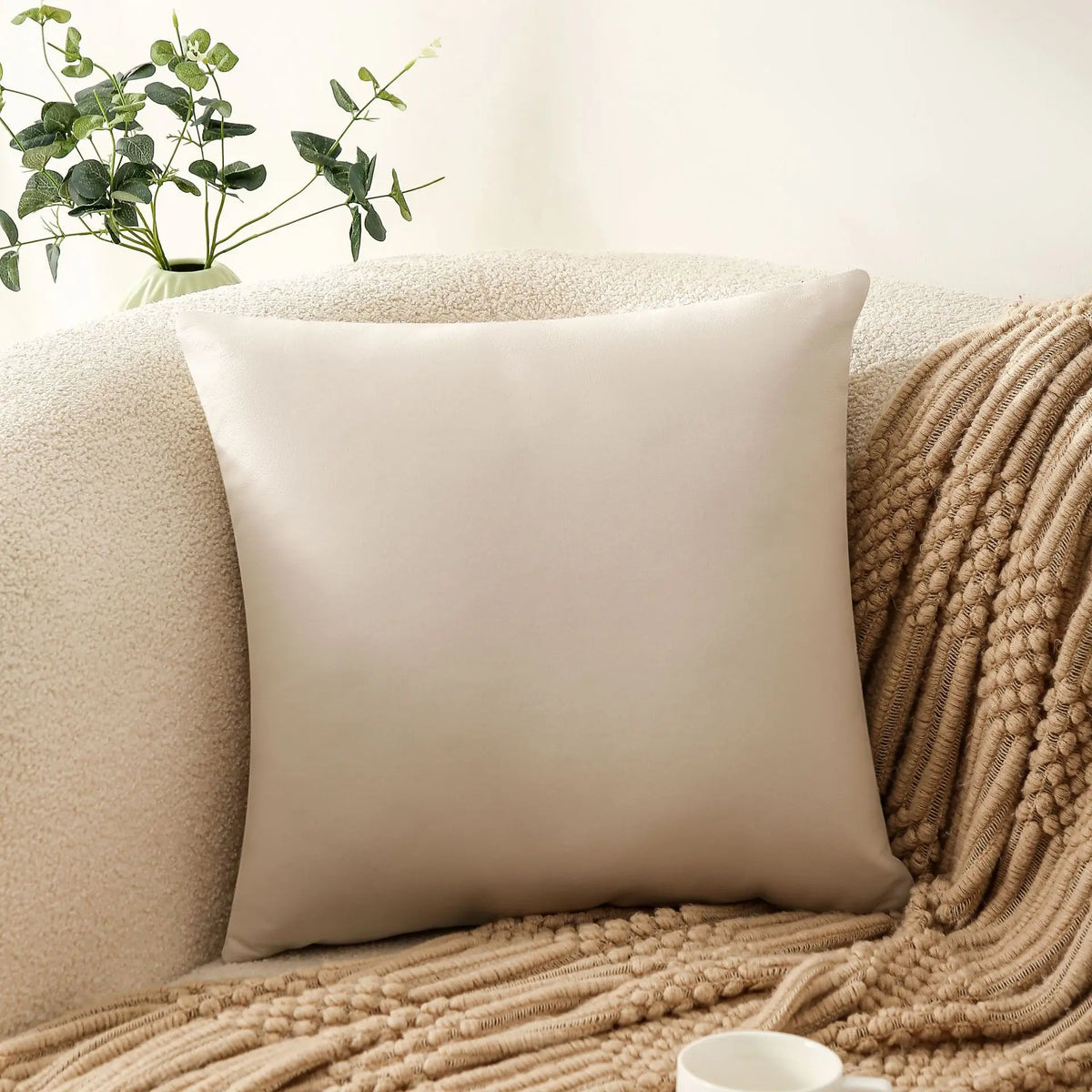housses coussin carrées unies modernes beige gris orange lit décoration voiture