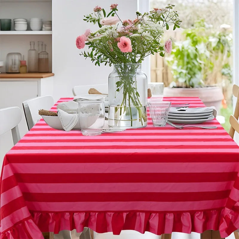 nappe rayée rouge rose moderne anti rayures volants table manger décoration maison festive polyester