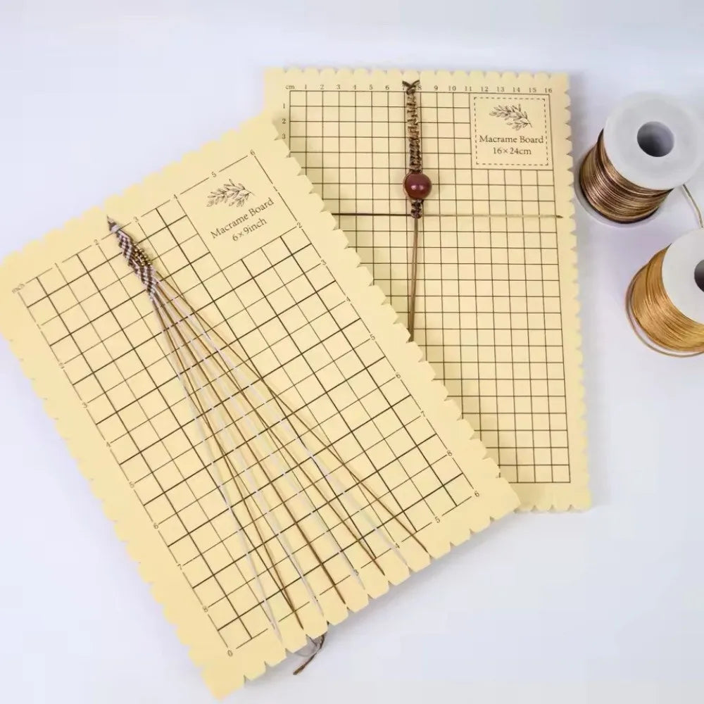 kit bricolage macramé planche mousse fils colorés épingles fleurs loisirs créatifs nœuds