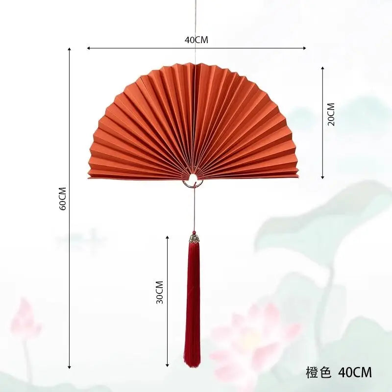 éventail pliant décoratif papier rouge bleu marine doré chinois traditionnel pompon cordelette