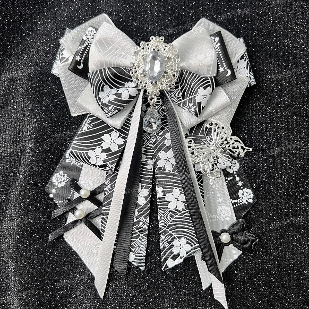 épinglette cheveux bleu clair rose pâle vert pastel papillon strass élégante occasion fête anniversaire