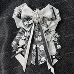 épinglette cheveux bleu clair rose pâle vert pastel papillon strass élégante occasion fête anniversaire