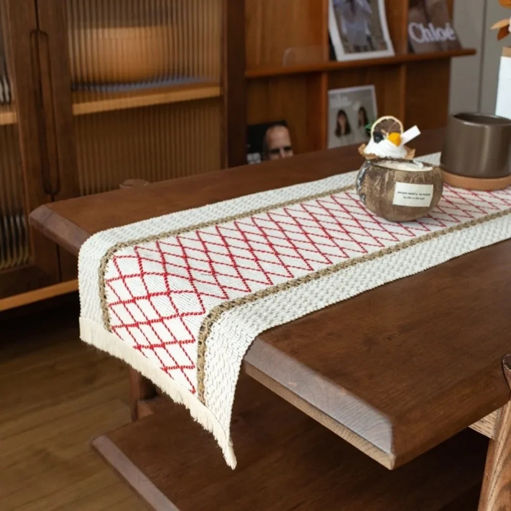 serviette table géométrique blanc rouge beige moderne ethnique