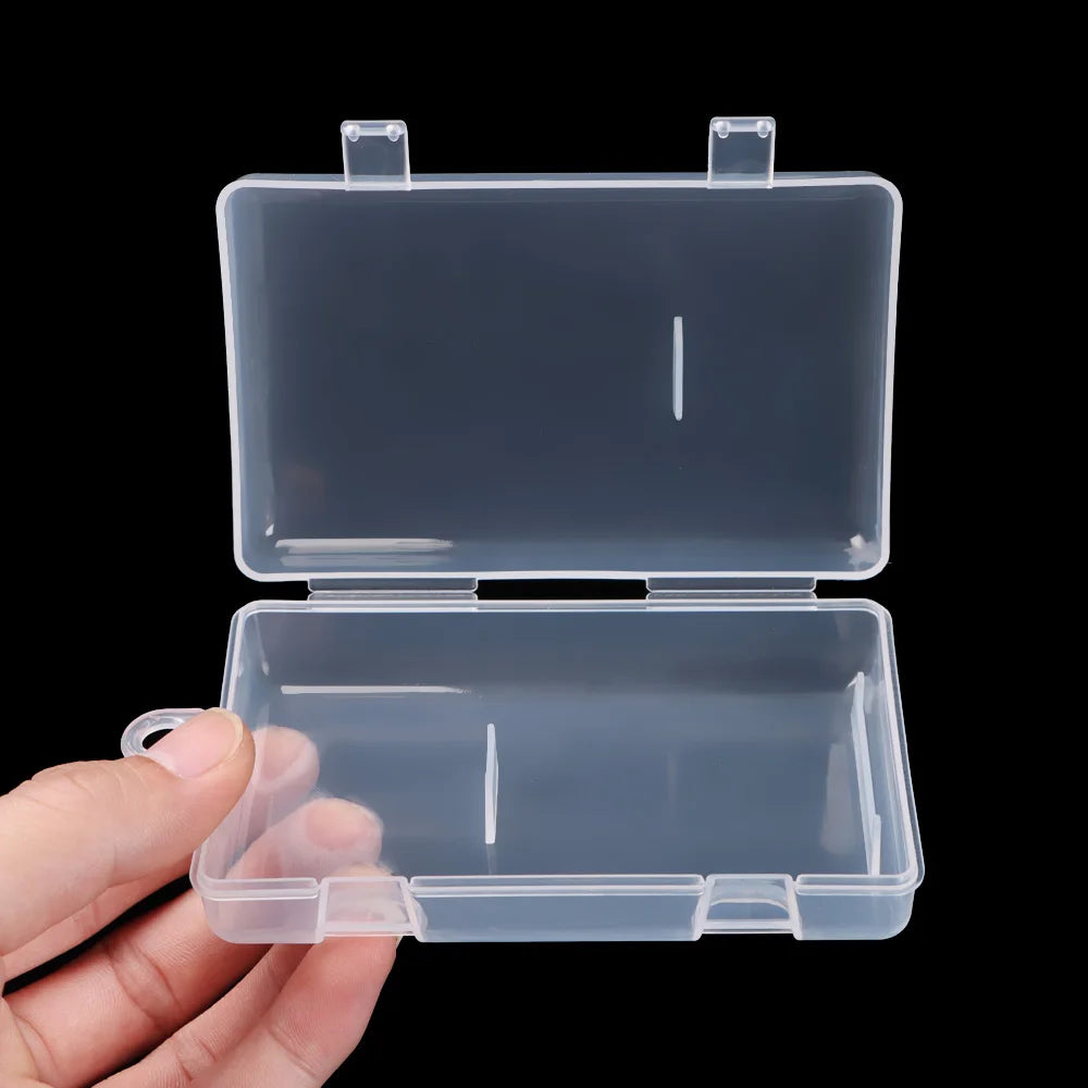 boîtes rangement pilules transparentes compartiments barres verticales horizontales modernes pratiques