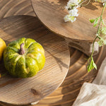 support gâteau bois vintage plateau cuisine détails sculptés ornements rustiques entrée mariage desserts plats