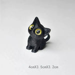figurines chats miniature résine noir blanc yeux jaunes brillants cartoon mignon décoration erotiquecollector
