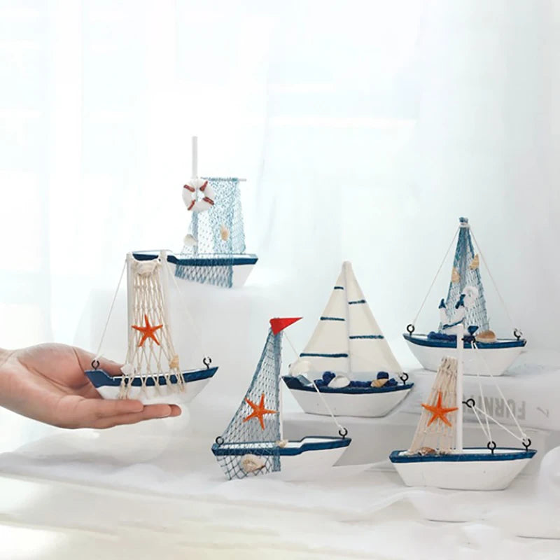 décoration nautique bateau voile blanc bleu orange marin artisanal festive anniversaire thuyền gỗ