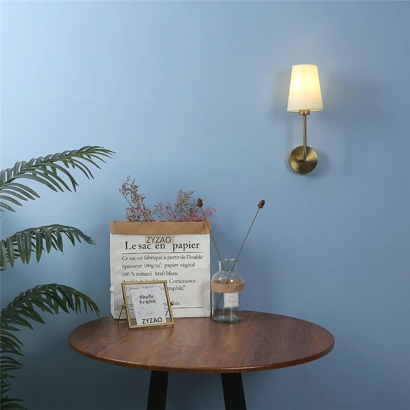 Lampe murale moderne or abat jour conique éclairage quotidien led minimaliste