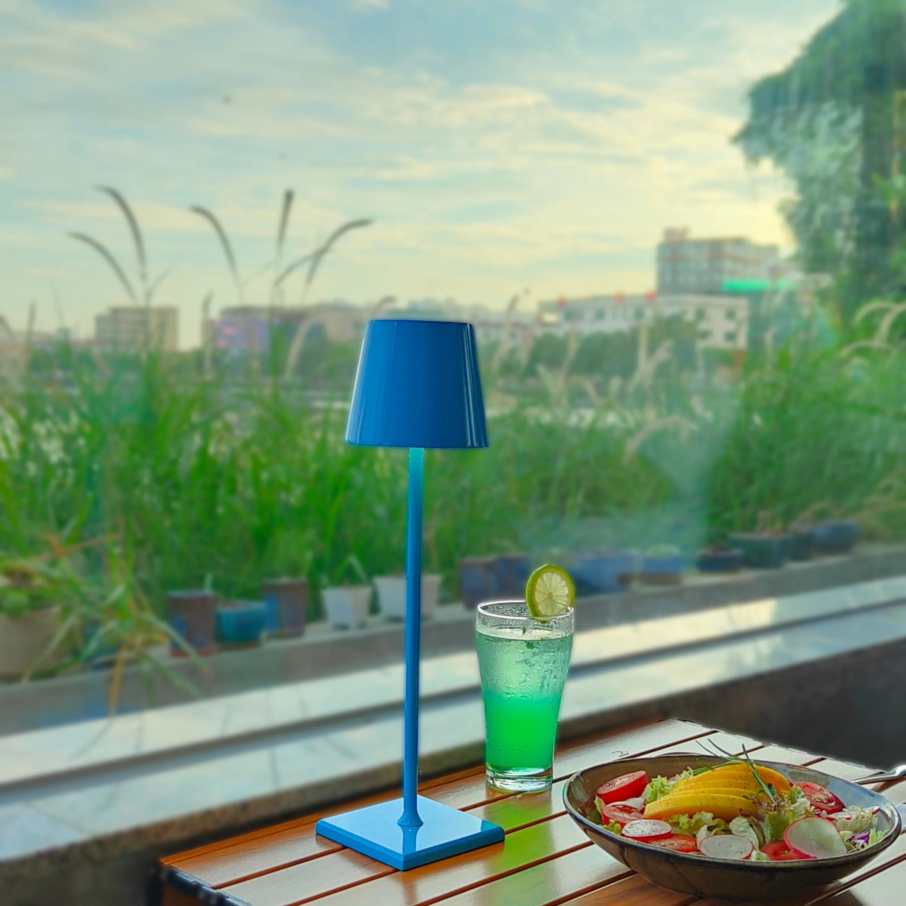 Lampe d'ambiance sans fil avec abat-jour coloré