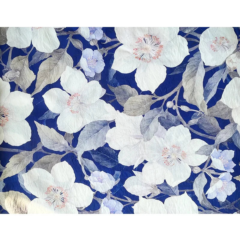 tissu brocart bleu blanc gris imprimé floral fleurs feuilles bricolage maison biodegradable 150cm