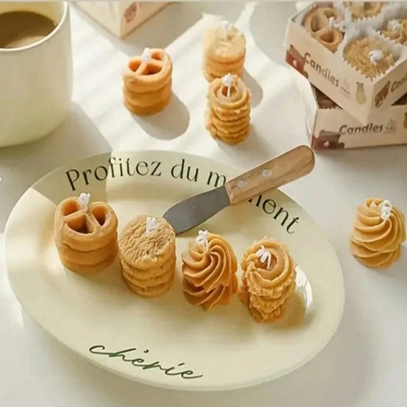 bougies forme biscuits parfumées beige rose fraises imprimées boîte créative mignonne