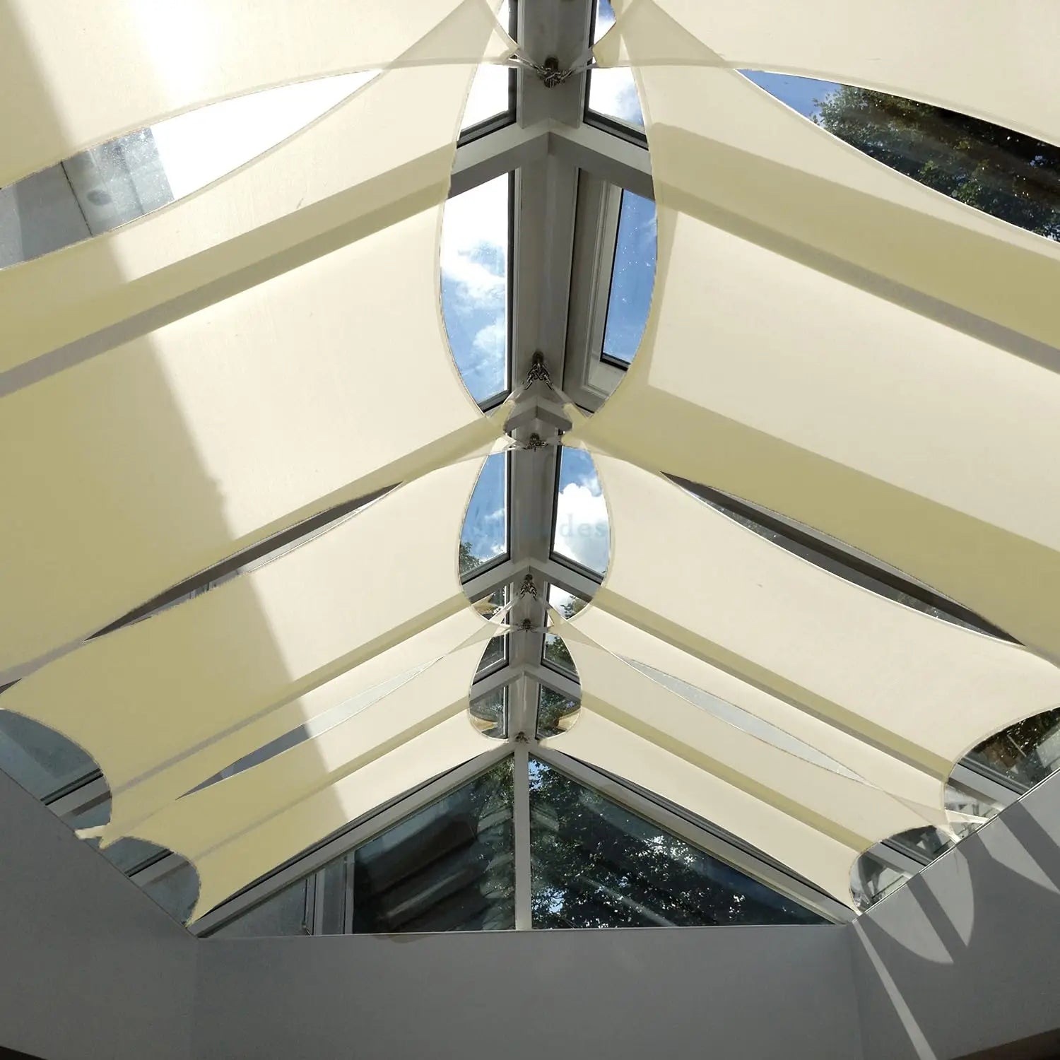 Voile d'ombrage carrée protection UV pour jardin