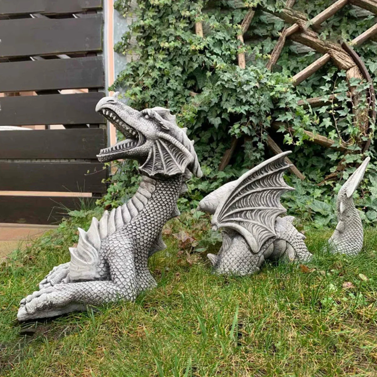 statues dragons decoratives exterieur intérieur gris argenté ecailles detaille fantastique medieval