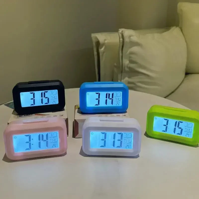 réveil numérique horloge LED moderne alarme timer date température noir bleu rose vert