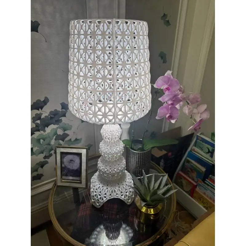 lampe table moderne acrylique motif géométrique blanc éclairage ambiance chambre salon led 11w 15w