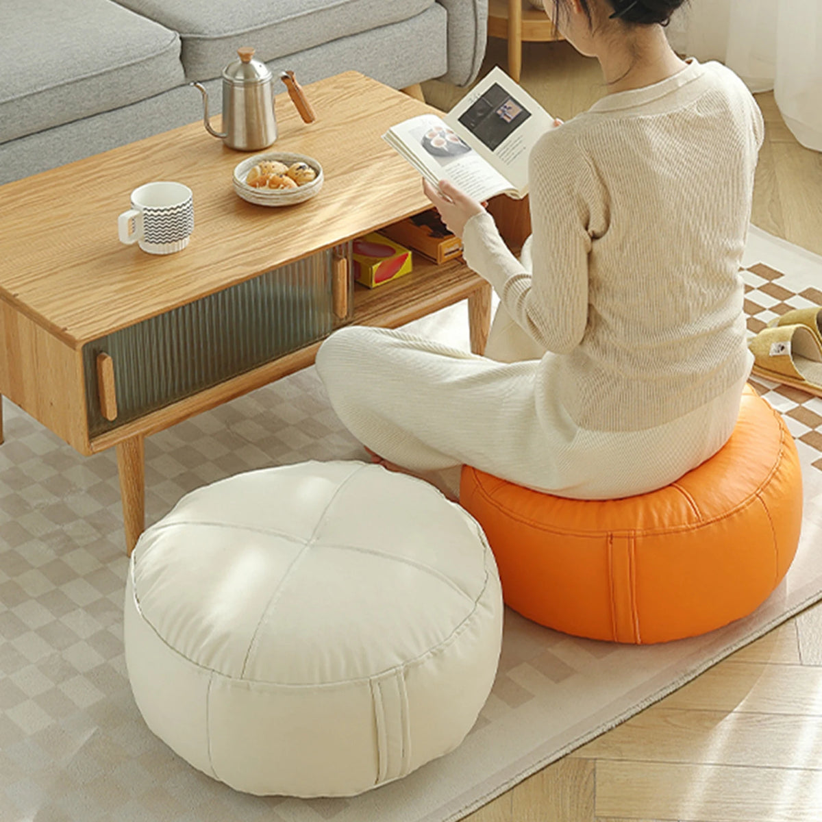 coussin sol orange gris minimaliste cuir aspect mat lavable moderne adultes