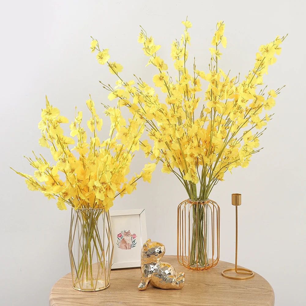Décoration rebord fenêtre avec fleur cerisier artificielle jaune