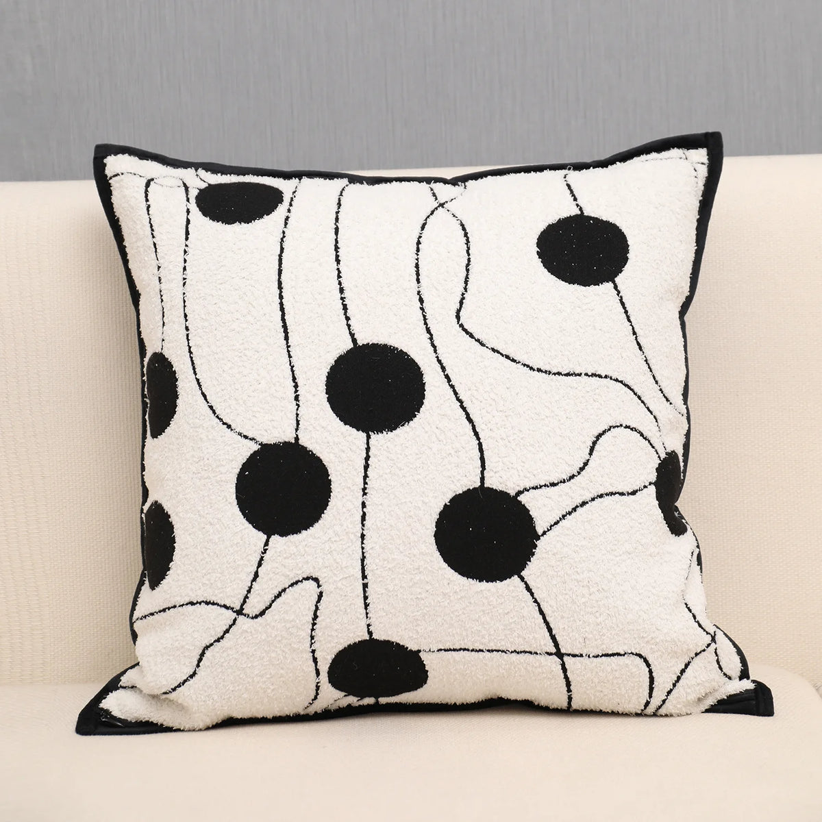 housse coussin moderne nordique motif papillons blanc noir polyester 45x45cm decoration salon