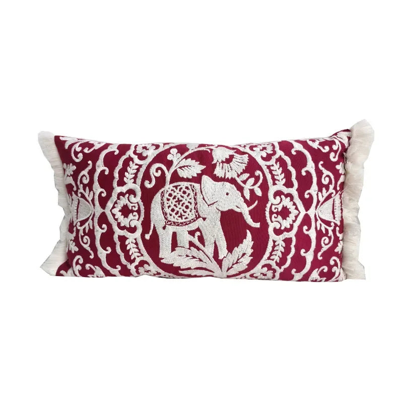 housse coussin brodée boho chic motif floral géométrique polyester 30x60cm decoration maison