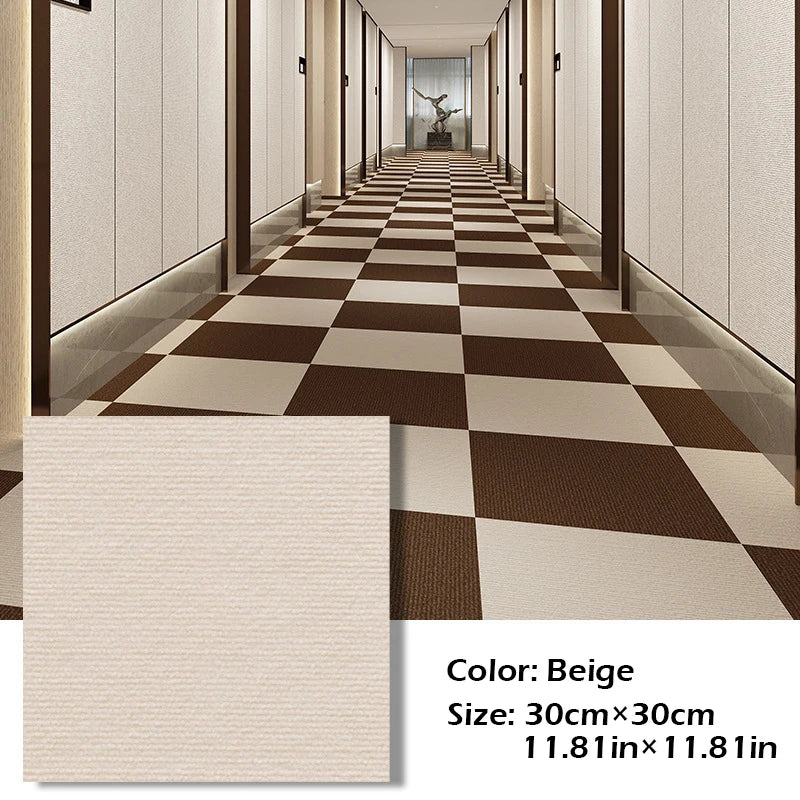 tapis carré adhésif 30x30 cm motif carreaux noir blanc décoration sol intérieur maison moderne