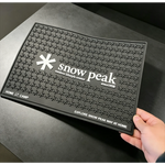 tapis sol silicone noir blanc étoiles relief snow peak 36x25 cm