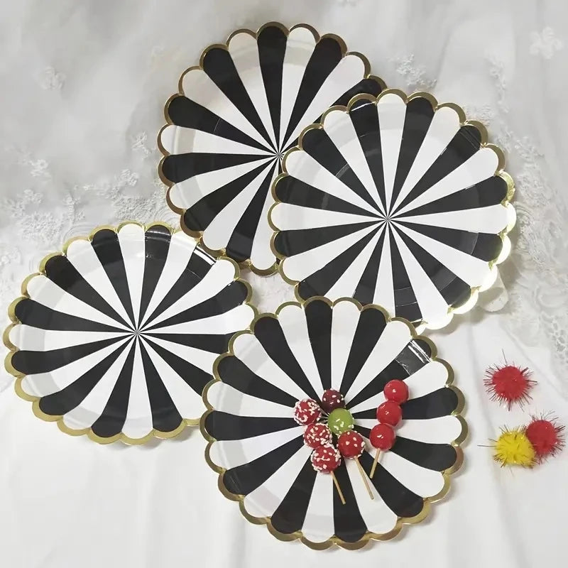 assiettes gobelets papier jetables motifs floraux fête anniversaire mariage décoration
