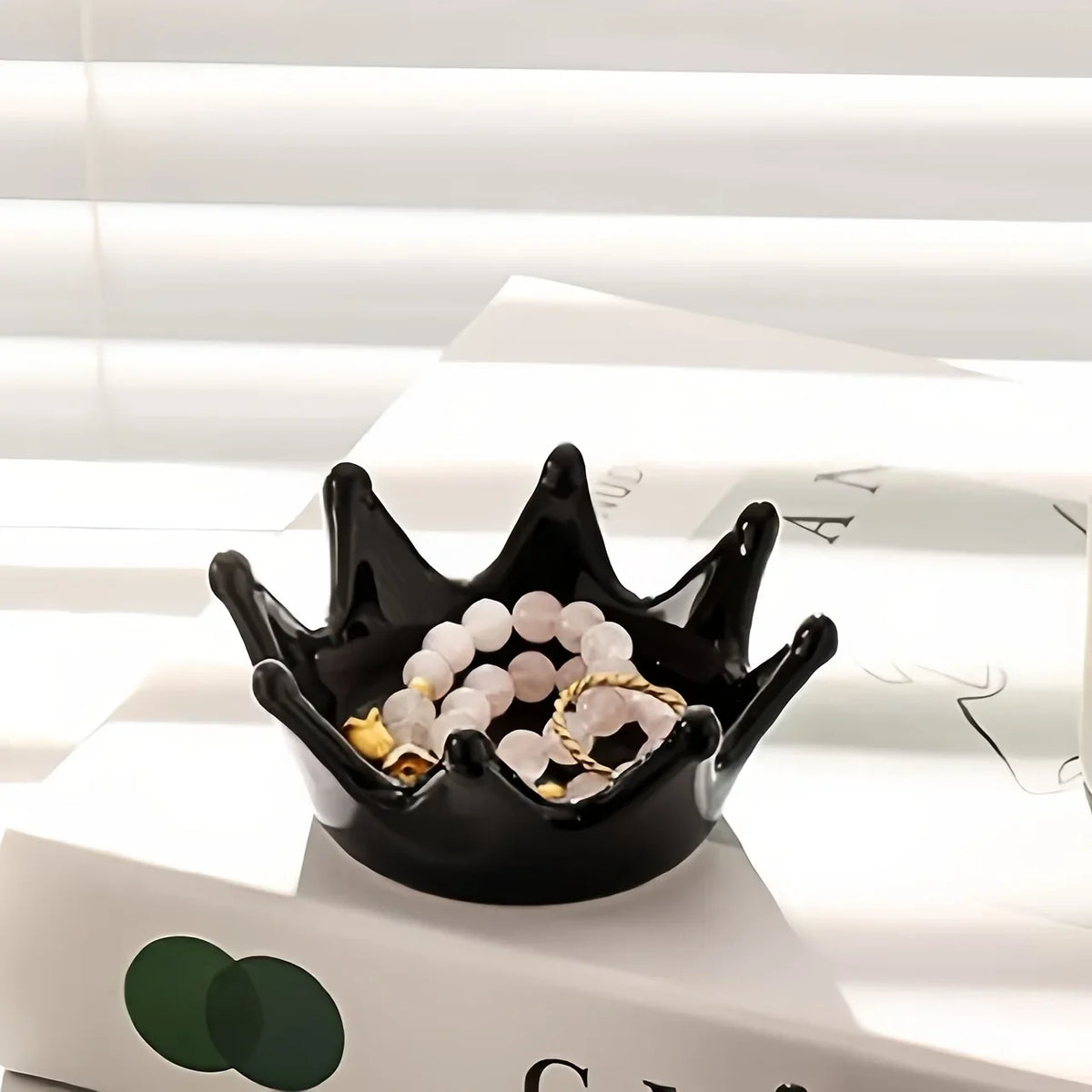 organisateur bijoux céramique blanc crème noir émaillé octogonal moderne royal