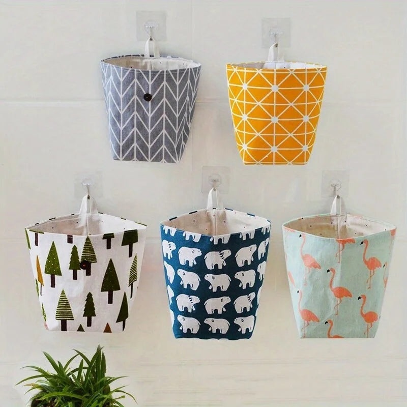 paniers rangement modernes motifs géométriques couleurs vives clips adhésifs boutons poignées organisateur maison
