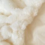 taies d'oreiller polaire synthétique douce gris clair blanc crème hiver lit maison moderne confortable
