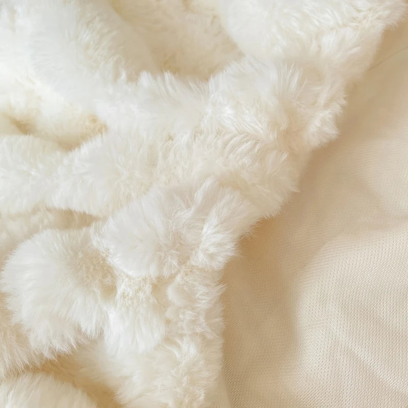 taies d'oreiller polaire synthétique douce gris clair blanc crème hiver lit maison moderne confortable