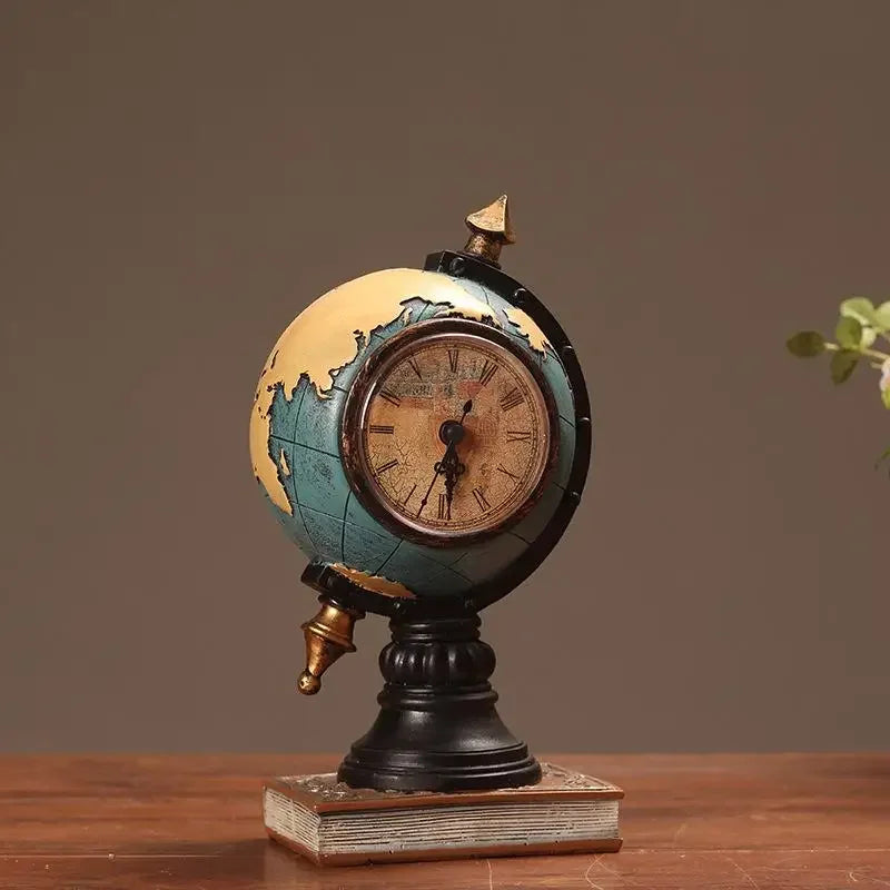 horloge vintage globe terrestre résine bleu marron doré décoration ancien