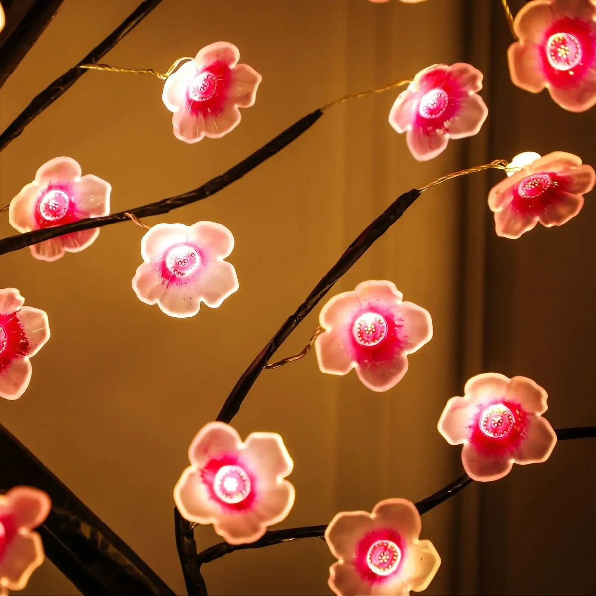 veilleuse arbre lumineux fleurs artificielles rose noir moderne minimaliste port usb câble usb