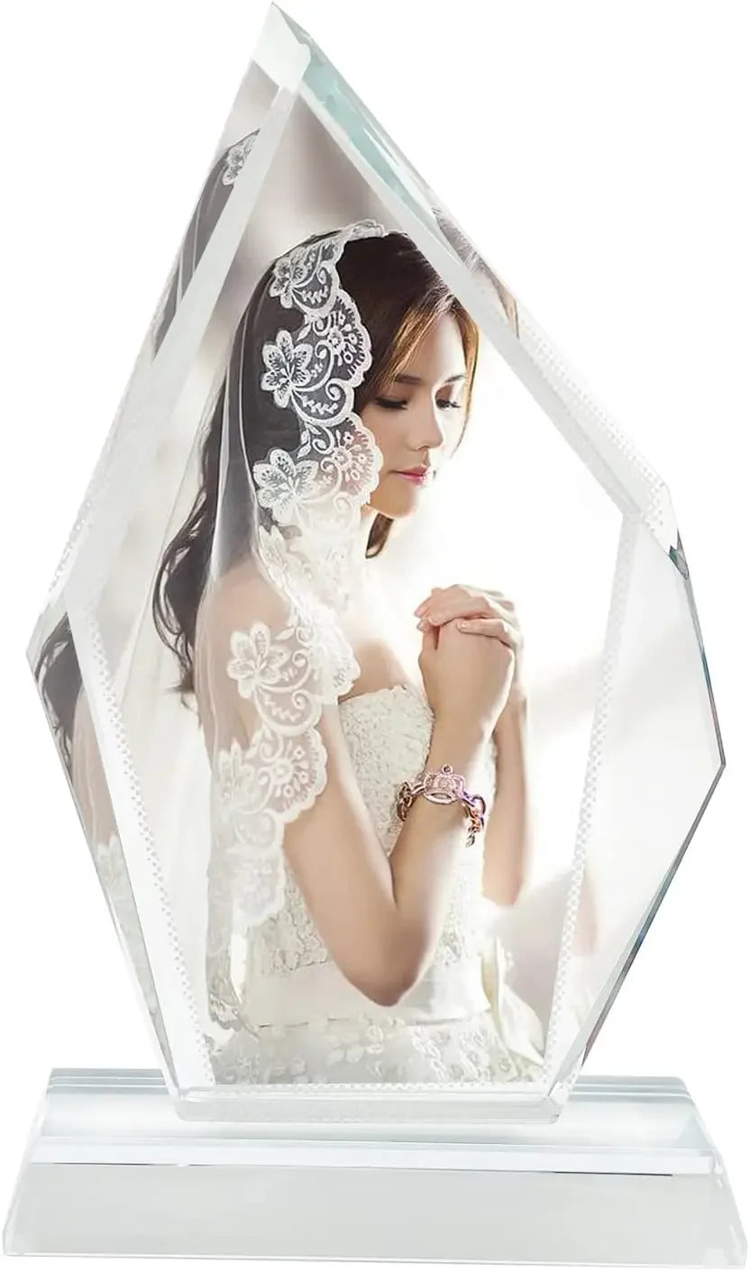 Cadre photo irrégulier en clip blanc pour décoration murale