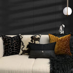 coussin carré marron motif géométrique contemporain opacité 100 polyester brodé décoration lit canapé voiture