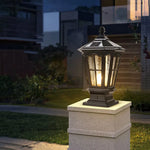 lampadaire solaire or noir classique verre transparent fenêtres rustique manoir panneau solaire led