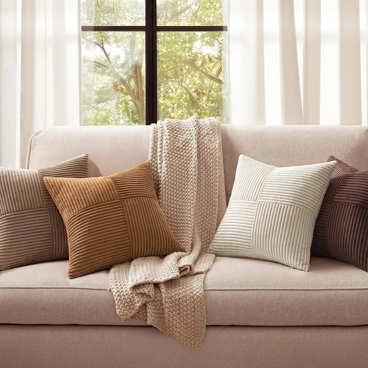 coussins décoratifs rayés beige marron moderne 45x45cm polyester coton