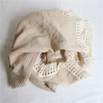 couverture bébé coton imprimé fleur gris clair bohème écharpe adhésive