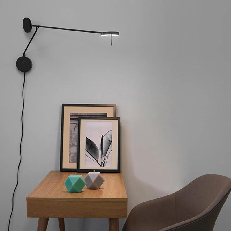 Détail de l'applique murale LED avec bras long en fer