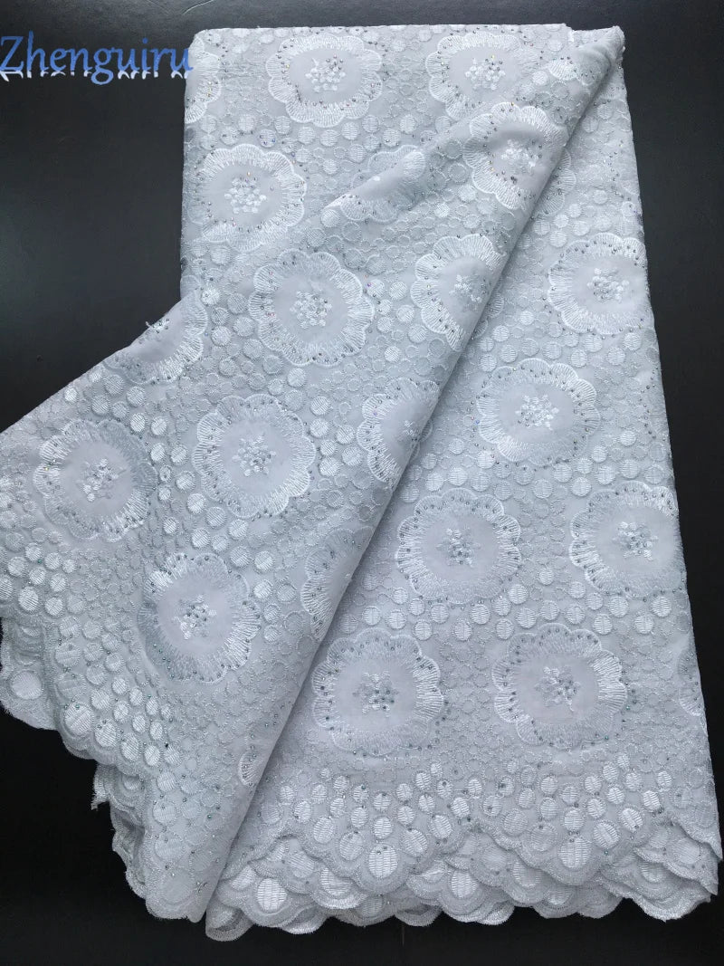 tissu dentelle brodée fleurs concentriques vert olive rose noir opacité occasionnelle africaine