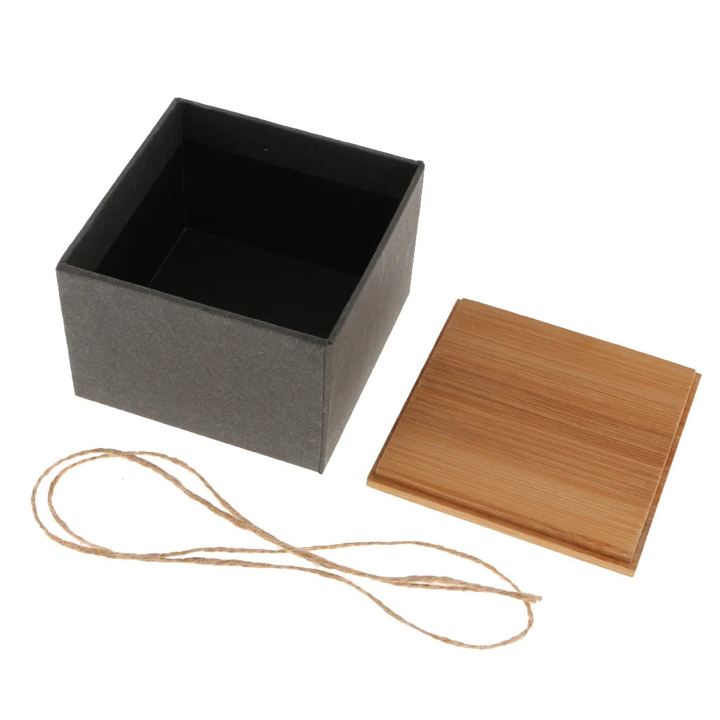 Organisation déco avec boîtes en bois de différentes tailles